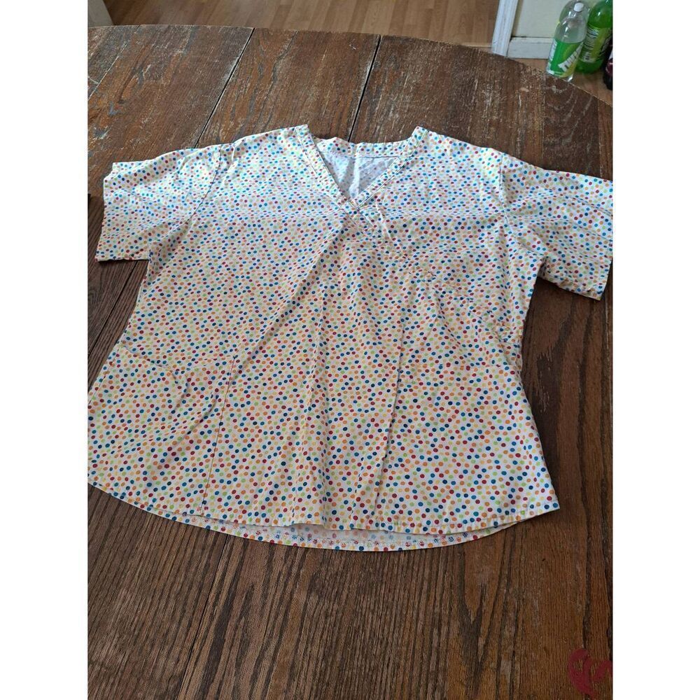 Medium Multi Color Polka Dots Short Sleeve VNeck Scrub Top Shirt Vet Tech Casual